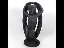 Cargar y reproducir el video en el visor de la galería, Figura Colección Coco Joe&#39;s Hawaiian Resina de Lava 27 cm
