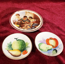 Cargar imagen en el visor de la galería, Kit Platos Decorativos De Porcelana Antiguos, Murillo
