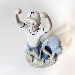 Antigua Figura Porcelana, 1989, Niños Béisbol, Paul Sebastian