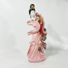 Cargar imagen en el visor de la galería, Antigua Figura Geisha Porcelana Japonesa, Coleccionable
