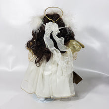 Cargar imagen en el visor de la galería, Muñeca Ángel Afroamericano De Porcelana Vintage
