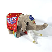 Cargar imagen en el visor de la galería, Coleccionable Elefante Peluche Barnum Bailey Ringling Bros
