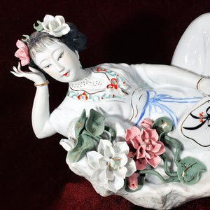 Antiguo Figura Geisha Porcelana Grande con Flores, 2 kg