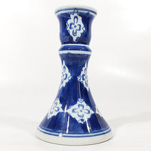 Cargar imagen en el visor de la galería, Portavelas Vintage Porcelana Azul Silvestri Hecho a Mano
