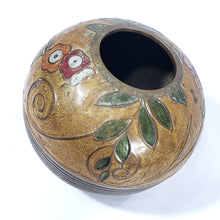 Cargar imagen en el visor de la galería, Florero Antiguo Bronce Esmaltado Recipiente Esfera Vintage
