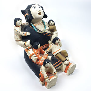 Antigua Escultura Pequeña Mujer Tradicional Hopi Artesanía