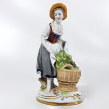 Cargar imagen en el visor de la galería, Figura Porcelana Antigua Alemana Plaue Schierholz Campesina
