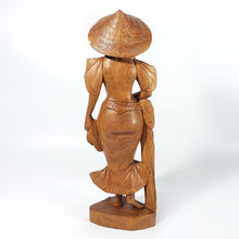 Cargar imagen en el visor de la galería, Escultura Antigua Madera Tallada Dama Asiática Vintage 30 cm
