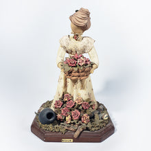 Cargar imagen en el visor de la galería, Auténtica Muñeca Artesanía Sin Cara República Dominicana Gifina
