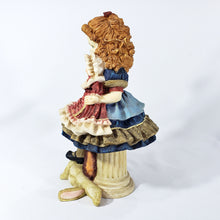 Cargar imagen en el visor de la galería, Figura Niña Victoriana Coleccionable Muñeca Vintage 33 cm
