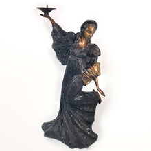 Cargar imagen en el visor de la galería, Antigua Escultura Metal Bronce Mujer Porta Cirio 9 kg, 52 cm
