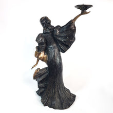 Cargar imagen en el visor de la galería, Antigua Escultura Metal Bronce Mujer Porta Cirio 9 kg, 52 cm
