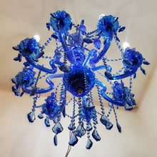 Cargar imagen en el visor de la galería, Antiguo Candil Cristal Réplica Descontinuado Baccarat Azul
