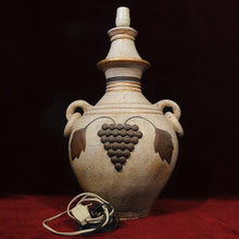 Cargar imagen en el visor de la galería, Lámpara Estilo Rústico Cerámica Con Vides
