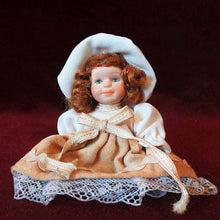 Cargar imagen en el visor de la galería, Muñeca Porcelana Articulada
