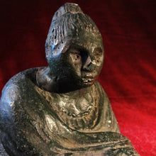 Cargar imagen en el visor de la galería, Escultura De Mujer En Acabado Simulación Bronce
