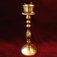 Cargar imagen en el visor de la galería, Candelabro De Bronce Antiguo Para 1 Vela
