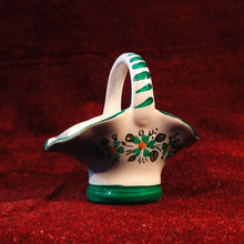 Cargar imagen en el visor de la galería, Mini Canastita De Porcelana
