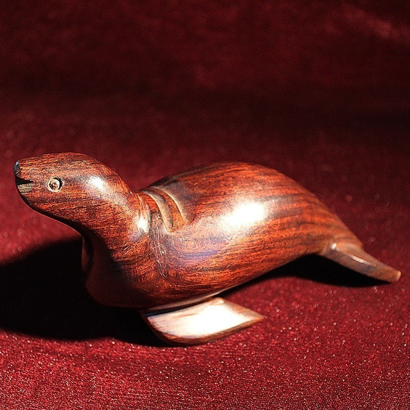 Foca De Madera Palo Fierro, 18 Cm De Largo