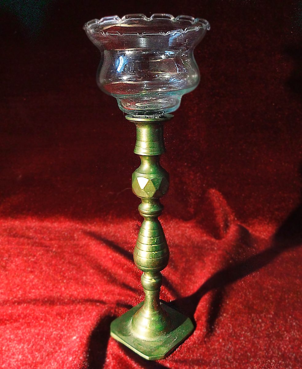 Portavelas De Bronce Con Pantalla De Cristal