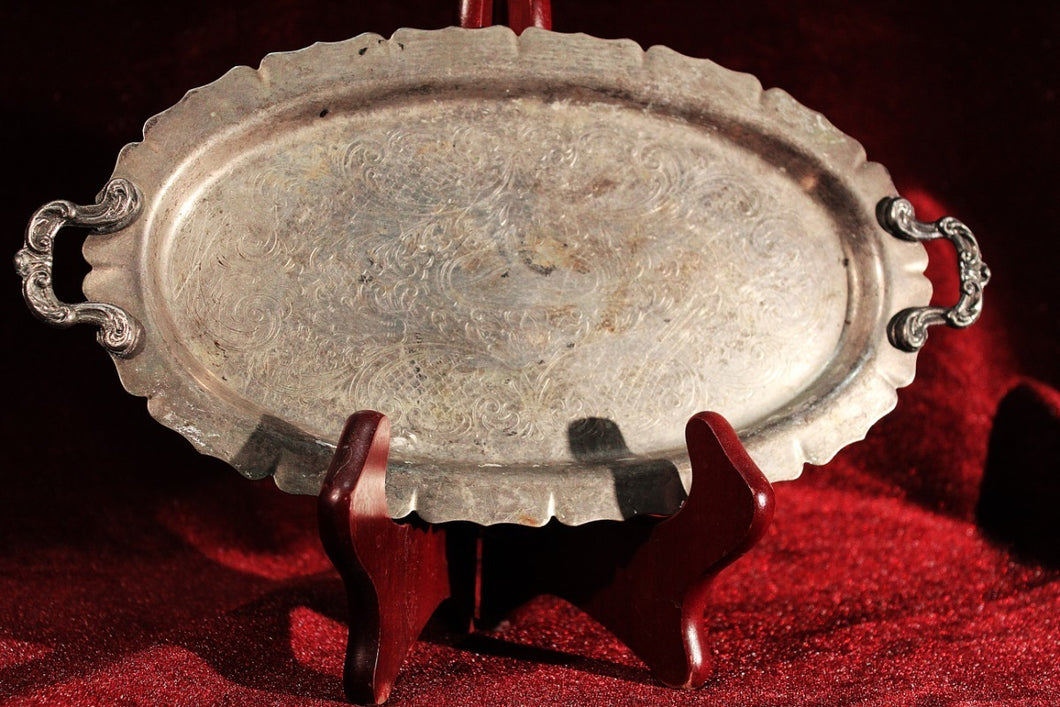 Pequeña Bandeja Antigua Baño De Plata