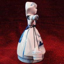 Cargar imagen en el visor de la galería, Campana Porcelana Holandesa De Campesina
