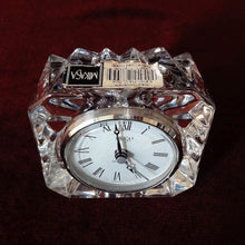 Cargar imagen en el visor de la galería, Reloj De Cristal De Mesa Mikasa, Antiguo, Origen Alemán
