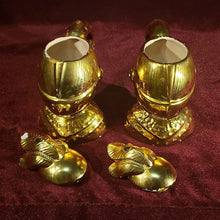 Cargar imagen en el visor de la galería, Tarros Coleccionables Medieval Times 2001, Color Dorado
