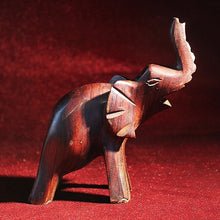 Cargar imagen en el visor de la galería, Elefante De Madera Palo Fierro, 15 Cm Alto
