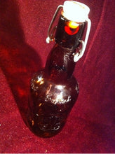 Cargar imagen en el visor de la galería, Botella De Cerveza Holandesa Grolsch, sin liquido.
