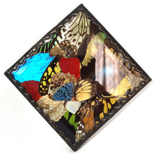 Cargar imagen en el visor de la galería, Antiguo Ornamento Mariposas Alas Cristal Vintage Pieza Única

