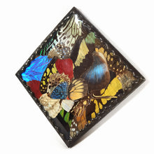Cargar imagen en el visor de la galería, Antiguo Ornamento Mariposas Alas Cristal Vintage Pieza Única
