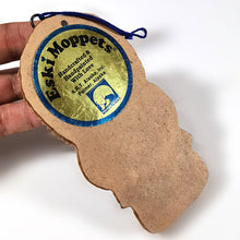 Cargar imagen en el visor de la galería, Ornamento Vintage Colgante Navidad Inuit Alaska Eski Moppets
