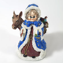 Cargar imagen en el visor de la galería, Figura Navideña Coleccionable Aunt Airie Folklore Francia

