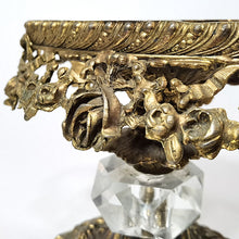 Cargar imagen en el visor de la galería, Antigua Base Centro Mesa Frutero Antiguo Baño Oro Vintage
