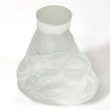 Cargar imagen en el visor de la galería, Antigua Virgen Madona Cristal Esmerilado Frosted Vintage 90s
